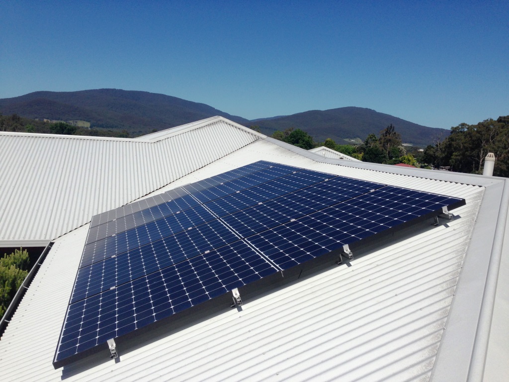 solar panels and battery rebate